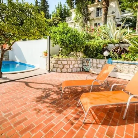 Appartement Nina- Studio With Terrace And Partial Sea View