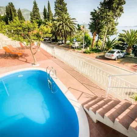 Nina- Studio With Terrace And Partial Sea View Appartement *